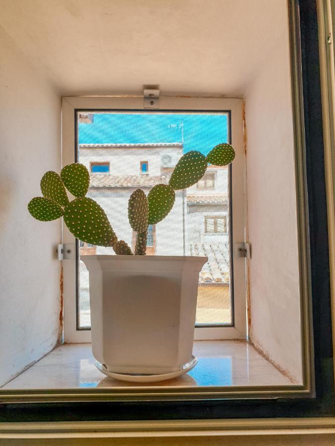 切法卢Dafni E Naide住宿加早餐旅馆 外观 照片